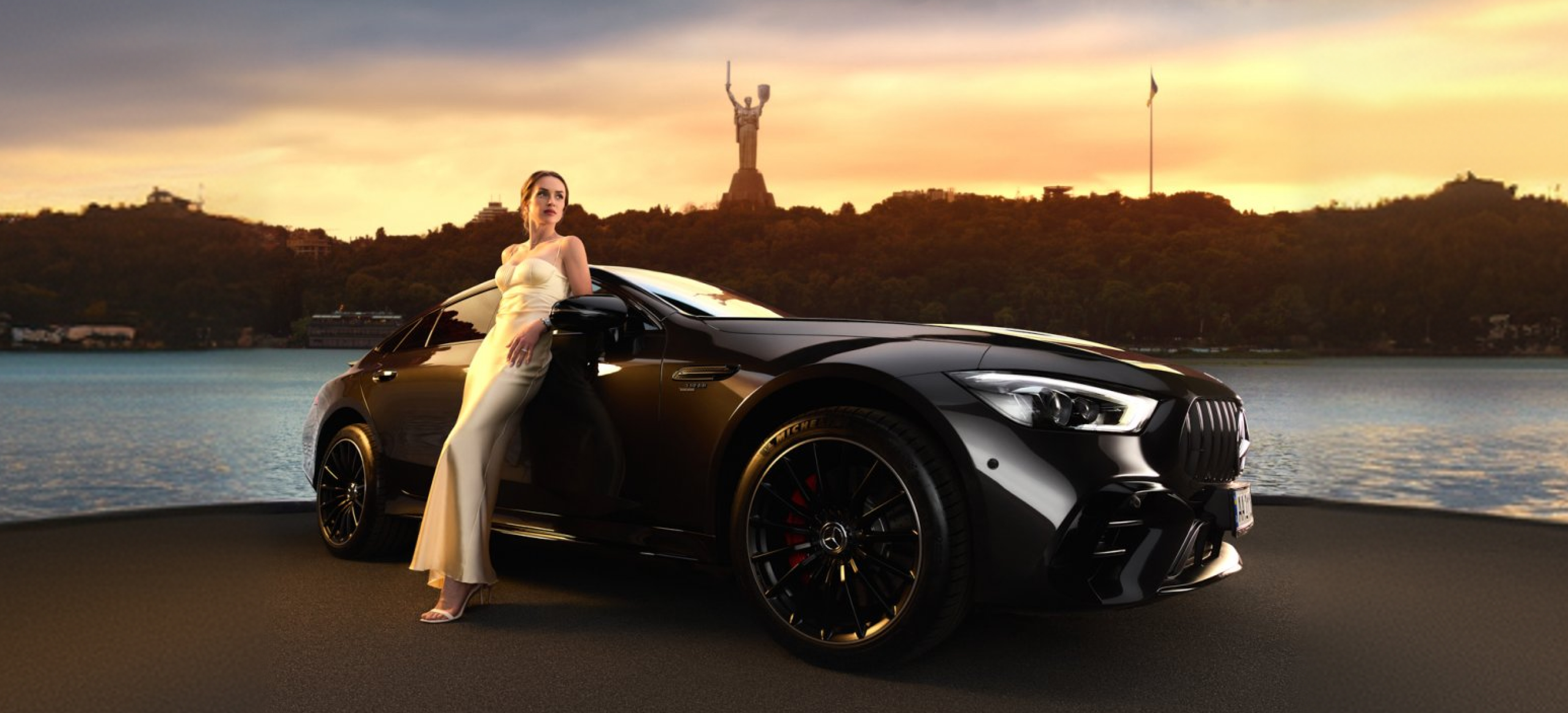 РЕКЛАМНА КАМПАНІЯ ДЛЯ MERCEDES-BENZ УКРАЇНА