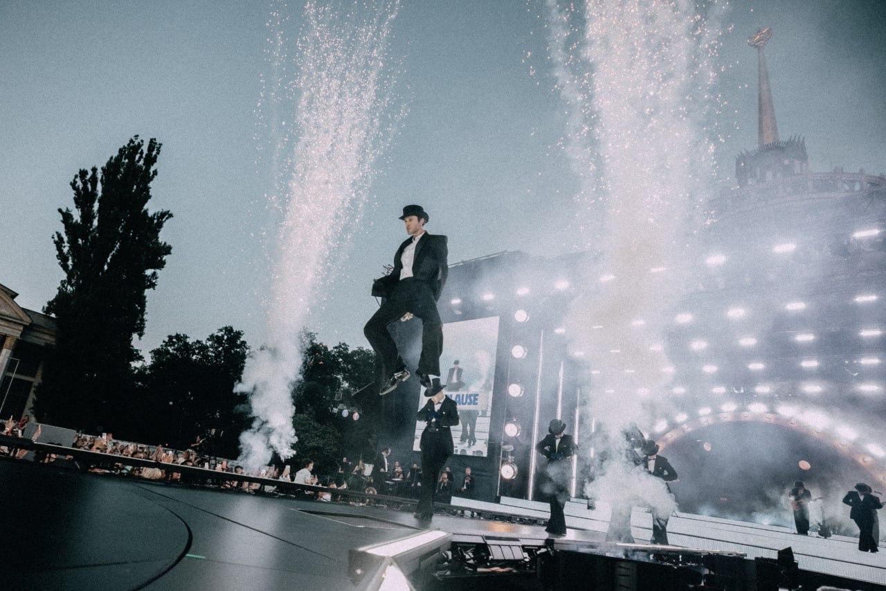Starlight Scenery створили спеціальну сценічну систему для MAX BARSKIH OPEN AIR FEST «СЬОГОДНІ МАЄ СЕНС»